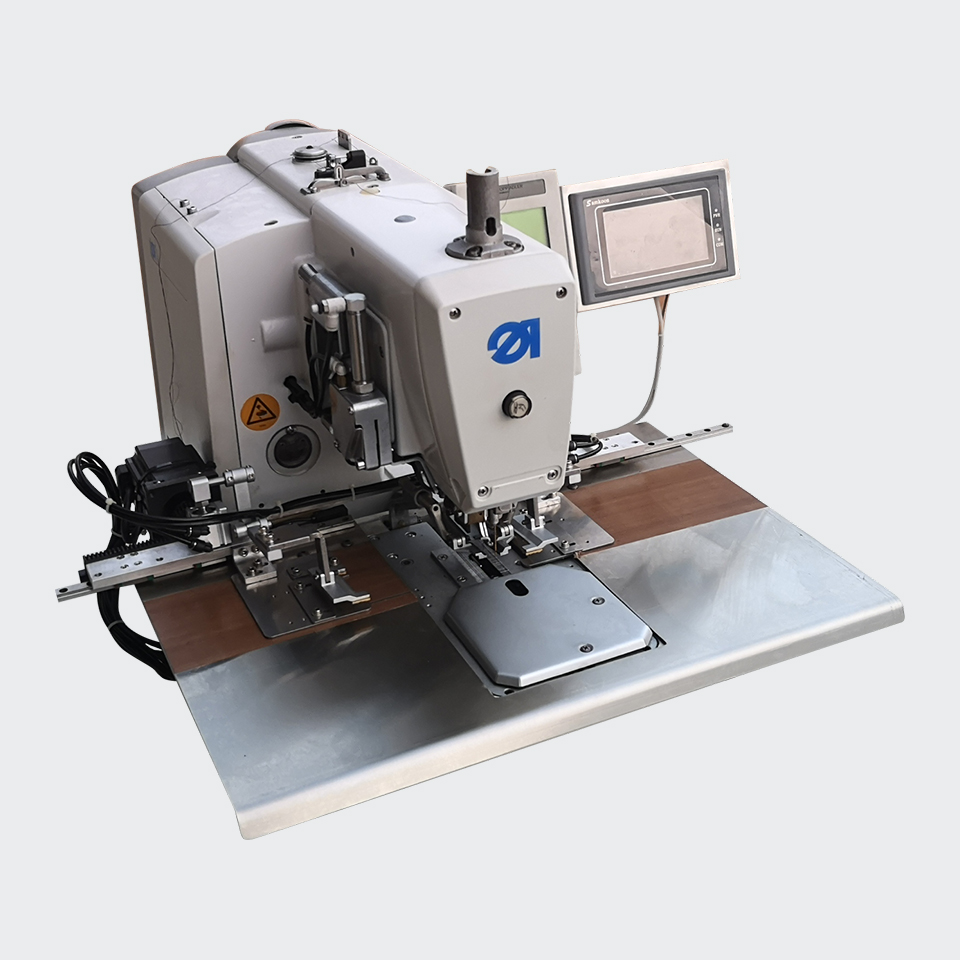 Automatic Feed Device For Buttonhole